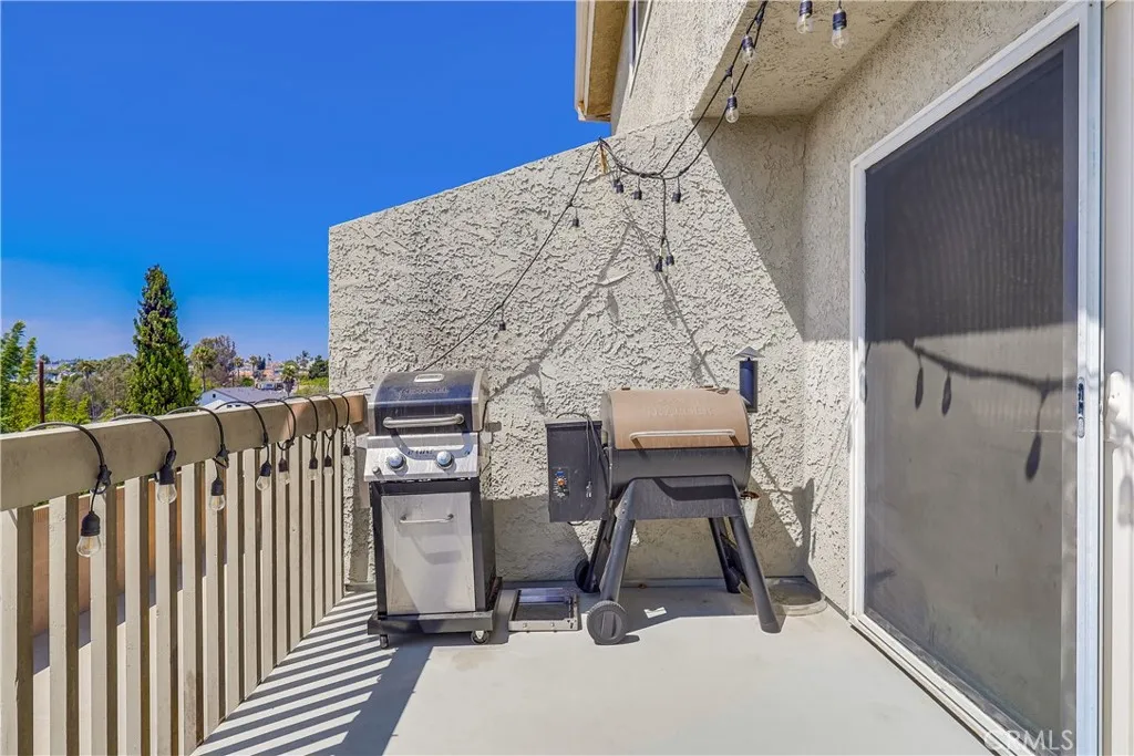 609 Meyer Lane 11, Redondo Beach, California 90278 home-pic-27